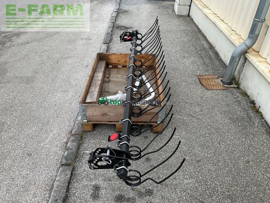 Sembradora - Pöttinger - Saatstriegel 3 m