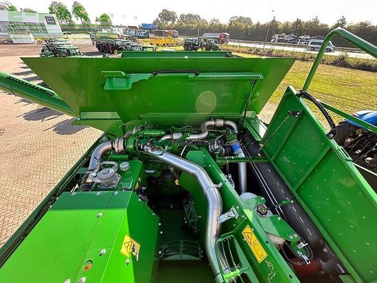 Cosechadora de Cereal - John Deere - t560