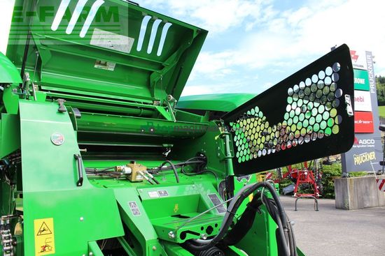 Empacadora gigant - John Deere - f 440m
