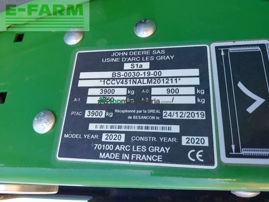 Empacadora gigant - John Deere - v 451 m