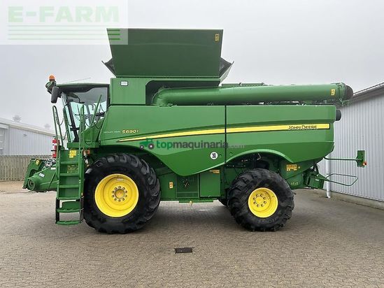 Cosechadora de Cereal - John Deere - s690
