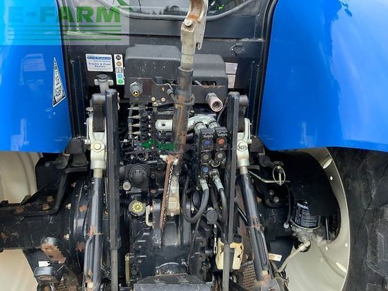 Tractor agrícola - New Holland - t7.210 tractor (st25435)