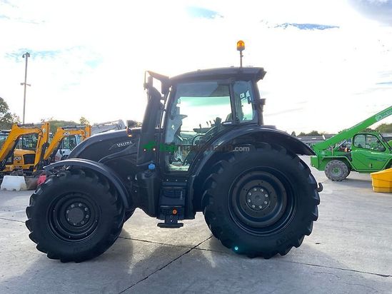 Tractor agrícola - Valtra - n135 active tractor (st27903)