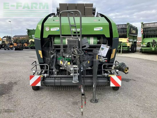 Empacadora gigant - Fendt - rotana 180 xtra cut