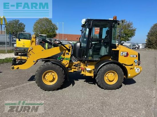 Minicargadora - Caterpillar - 907m