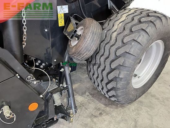 Empacadora gigant - Case IH - rb 455
