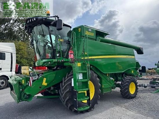 Cosechadora de Cereal - John Deere - t550