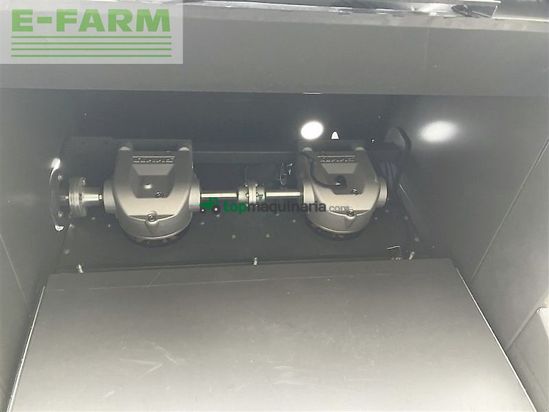 Cosechadora de Cereal - Claas - trion 750 terra trac tt