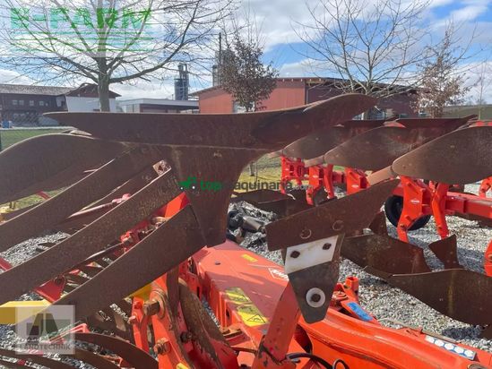 Arado - Kuhn - vari-master 153 mit schollencracker