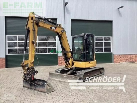 Excavadora - Caterpillar - 305.5 ecr