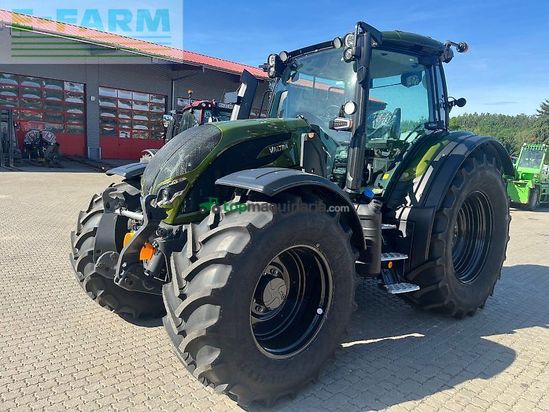 Tractor agrícola - Valtra - n 155 a mit fl. anbauteil und rüfa