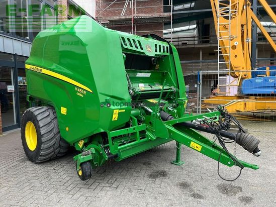 Empacadora gigant - John Deere - v451r