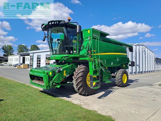 Cosechadora de Cereal - John Deere - W650