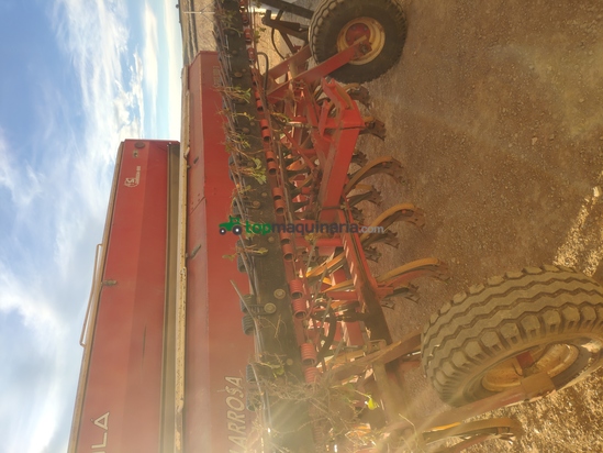 Sembradora  convencional combinada - Larrosa