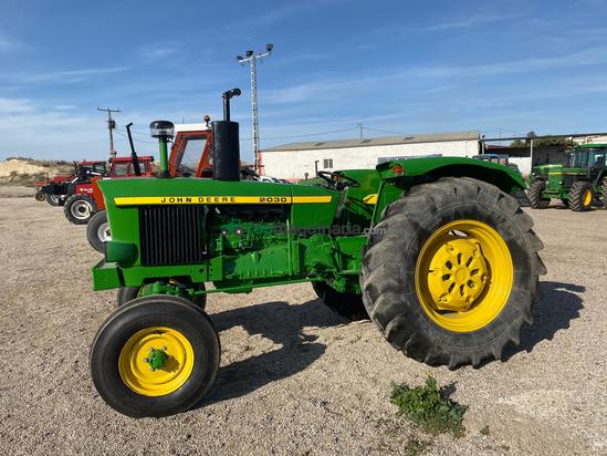 Tractor agrícola - John Deere - 2030