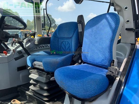 Tractor agrícola - New Holland - t6020 tractor (st27364)