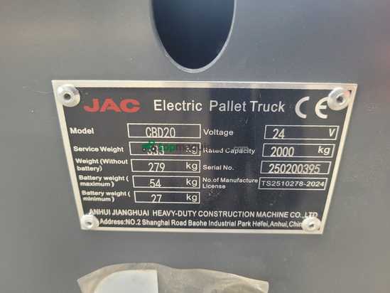Transpaleta eléctrica JAC CBD20.