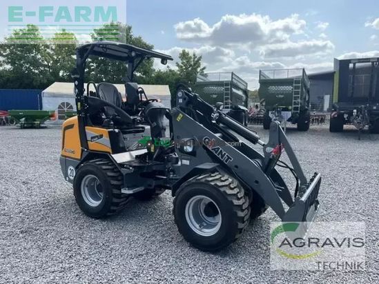 Minicargadora - Giant - g2500 hd