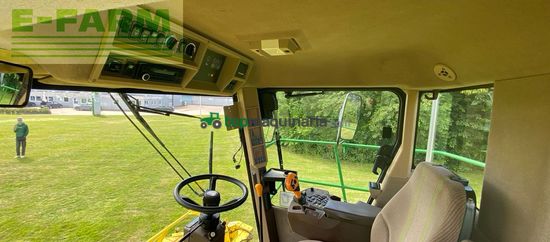 Cosechadora de Cereal - John Deere - 7700