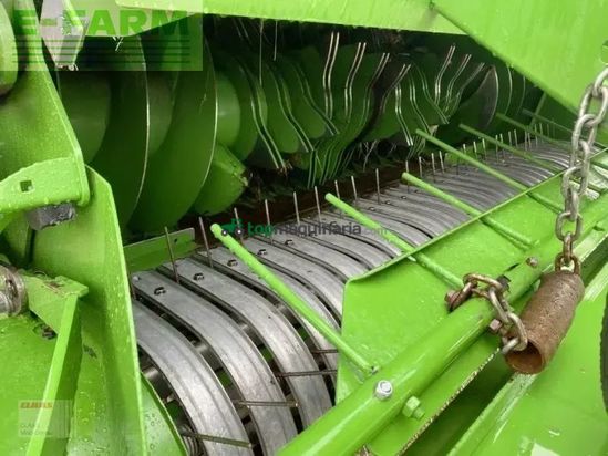 Empacadora gigant - John Deere - v 451 pm