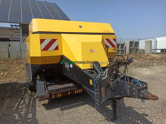 Empacadora gigante - New Holland - BB950A