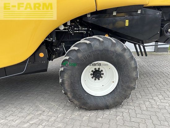 Cosechadora de Cereal - New Holland - ch 7.70