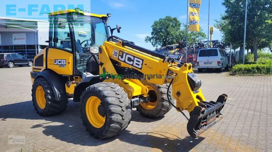 Minicargadora - JCB - tm 220