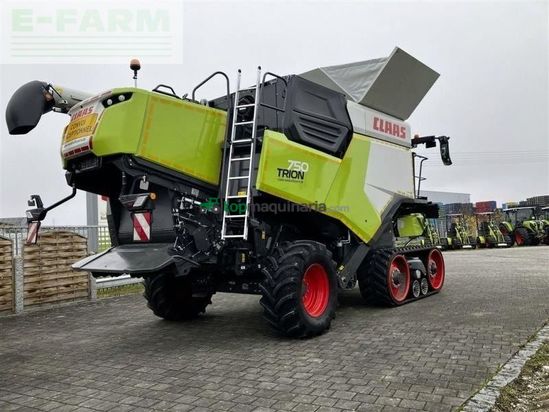 Cosechadora de Cereal - Claas - trion 750 terra trac tt