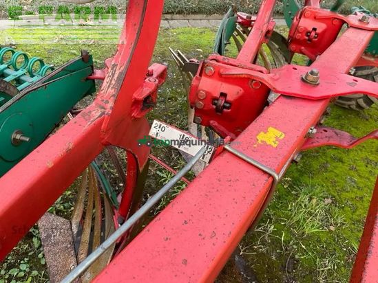 Arado - Kverneland - eg100-300 packomat