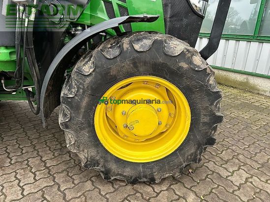 Tractor agrícola - John Deere - 5100m