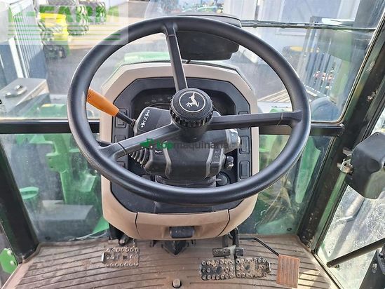 Tractor agrícola - John Deere - 5100m