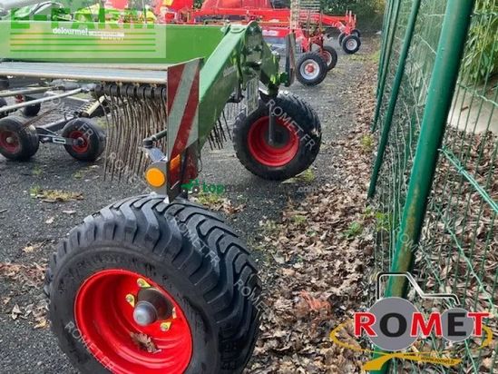 Rastrillo - Fendt - former 10065