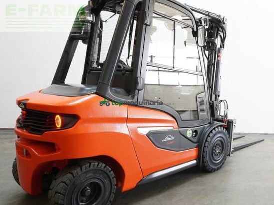 Elevadora - Linde - h 35 d 1202