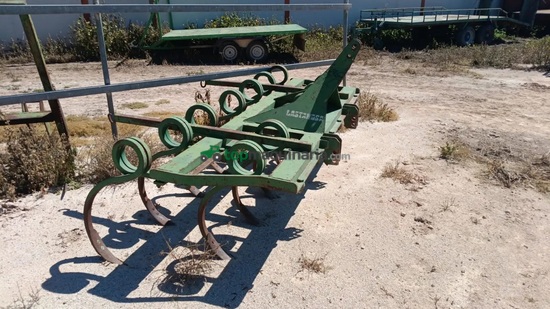 Cultivador de 13 brazos de rosco de 27