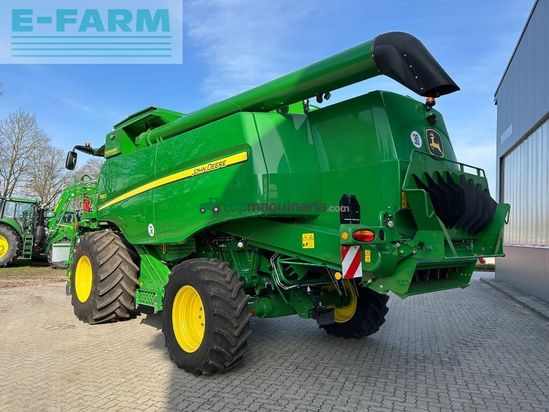 Cosechadora de Cereal - John Deere - t560