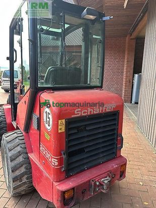 Minicargadora - Schaffer - 2030 s mit kabine und straßenbeleuchtung