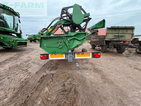 Cosechadora de Cereal - John Deere - T670i