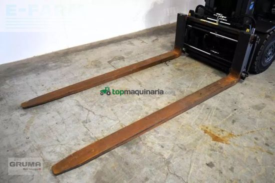 Elevadora - Linde - h 35 d 1202-01