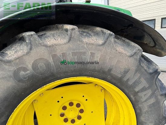 Tractor agrícola - John Deere - 6115r med frontlæsser