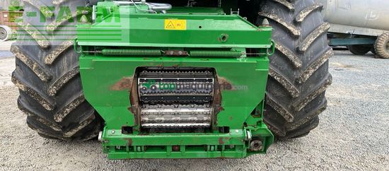 Cosechadora de Cereal - John Deere - 8600
