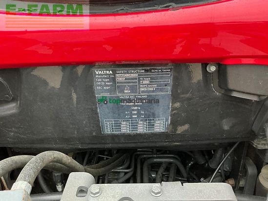 Tractor agrícola - Valtra - t255 active tractor (st25715)