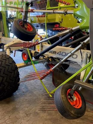 Rastrillo - Claas - liner 4000 hha