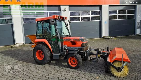 Tractor agrícola - Kubota - stv 32 winterdienst