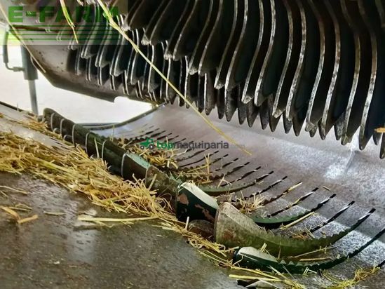 Empacadora gigant - Claas - quadrant 3400 rc