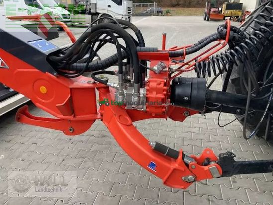 Rastrillo - Kuhn - merge maxx 950