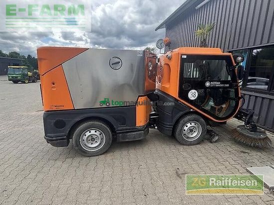 Tractor agrícola - Egholm - nilfisk city ranger 3500