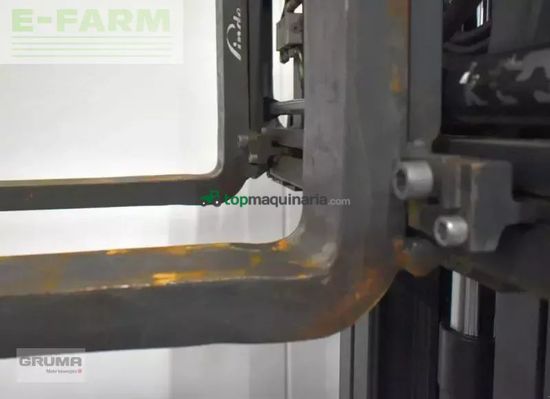 Elevadora - Linde - h 30 d 1202