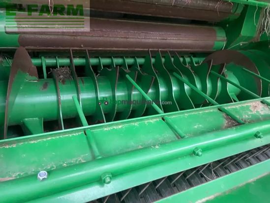 Empacadora gigant - John Deere - v 461 r