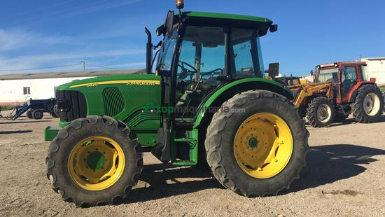 Tractor agrícola - John Deere - 5820