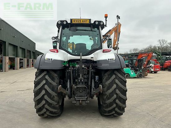 Tractor agrícola - Valtra - t234 versu tractor (st25939)